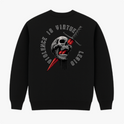 Moletom com estampa frontal de "Violence is Virtue Legio" em texto e estampa traseira de crânio perfurado por espada, texto circundante "Violence is Virtue Legio".