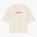 Camiseta com estampa frontal de texto em destaque que diz "SORRY GIRLS I'm in love with my girlfriend" em estilo minimalista e impactante.