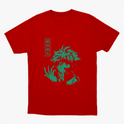 Camiseta com estampa frontal de personagem jovem de cabelo bagunçado, mãos em posição dramática e detalhes em quadrados verticais com texto estilizado.