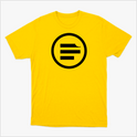 Camiseta com estampa frontal de um círculo contendo três barras horizontais e uma delas com um detalhe de mordida no canto superior esquerdo.