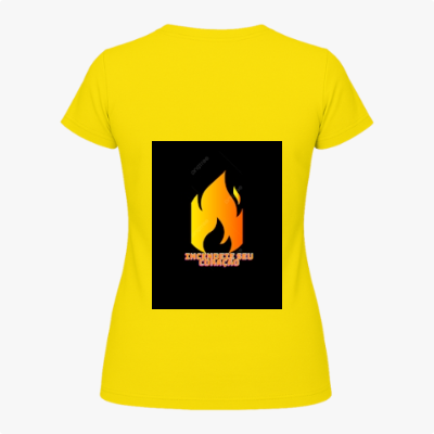 Camiseta com estampa frontal de chama pequena e estampa traseira de chama grande com texto "INCENDEIE SEU CORAÇÃO" sobreposta.