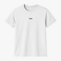 Camiseta com estampa frontal de logo estilizado "YO" no centro do peito em um design minimalista.