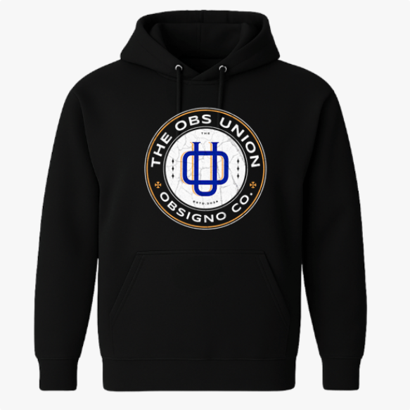 Moletom com estampa frontal de emblema redondo "THE OBS UNION" ao redor de um símbolo central estilizado e o texto "OBSIGNO CO." na parte inferior.