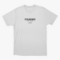 Camiseta com estampa frontal de texto "FOUNDER" em destaque, acompanhada pela frase "WORKING 24/7 FOR A DREAM" e logotipo "justshipit" abaixo.