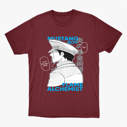 Camiseta com estampa frontal de personagem estilo mangá em perfil, com chapéu militar, acompanhada de textos como "Mustang Roy" e "Flame Alchemist".