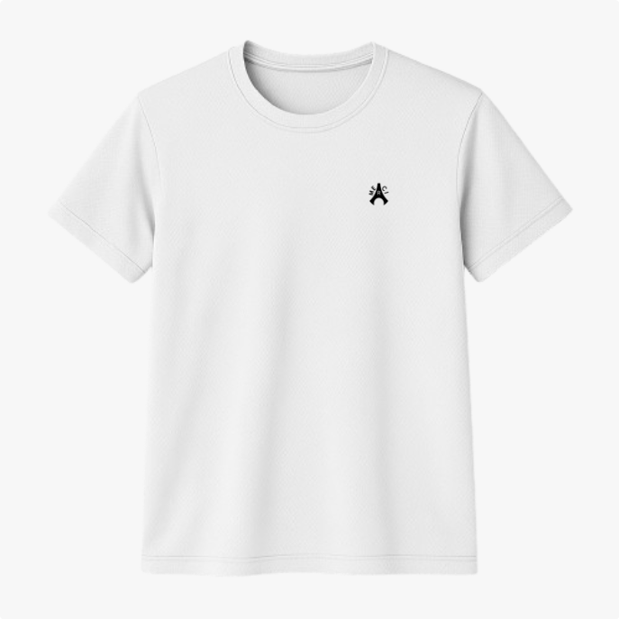 Camiseta com estampa frontal de símbolo gráfico minimalista no lado esquerdo do peito e estampa traseira de texto vertical "RUNNING" centralizado.
