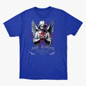 Camiseta com estampa frontal de anjo com asas, segurando um coração vermelho sangrando, cercado por inscrições "Faith & Glory" e "Romans 10:10".