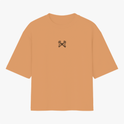 Camiseta com estampa frontal de duas chaves cruzadas estilizadas e estampa traseira de mão segurando chave com texto "Abre Caminho, o sentinela está na porta".