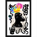 Quadro com estampa de macaco usando coroa amarela, rodeado por rabiscos pretos, formas coloridas e padrões abstratos variados.