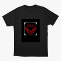 Camiseta com estampa frontal de águia de asas abertas em destaque abaixo do texto "siloé", ambos em um design contrastante e centralizado.