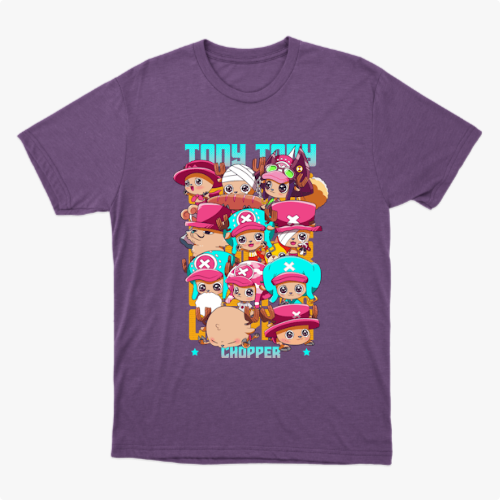 Camiseta com estampa frontal de personagens chibi usando diferentes chapéus rosa e azul, acompanhados de letras estilizadas em um tom vibrante.