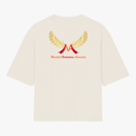 Camiseta com estampa frontal de asas douradas e um "M" vermelho, com texto "Ministério Verdadeiros Adoradores" e estampa traseira similar.