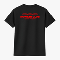 Camiseta com estampa frontal de texto "ROWKER CLUB SPORT DIVISION" em letras destacadas e estampa traseira de três globos acima do mesmo texto.
