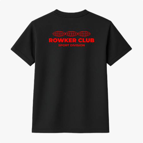 Camiseta com estampa frontal de texto "ROWKER CLUB SPORT DIVISION" em letras destacadas e estampa traseira de três globos acima do mesmo texto.