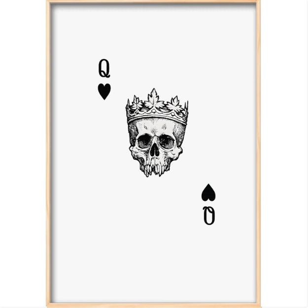 Quadro com estampa frontal de uma caveira adornada por uma coroa detalhada, acompanhada pelas letras "Q" e símbolos de coração e espadas.