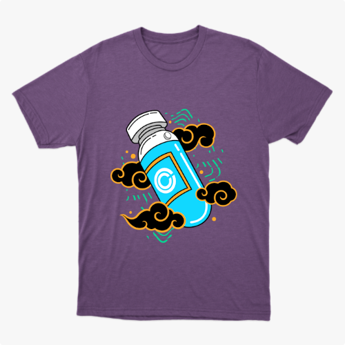 Camiseta com estampa frontal de frasco estilizado com logotipo centralizado, envolto por padrões de nuvens arrojadas e elementos geométricos vibrantes.
