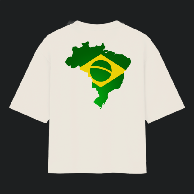 Camiseta com estampa frontal de texto estilizado "Acorda Brasil" e estampa traseira de mapa do Brasil integrado ao design da bandeira nacional.
