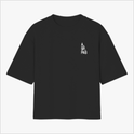 Camiseta com estampa frontal de texto verticalizado "A. SP. PAS" e estampa traseira de mapa estilizado com "1554" no centro, acompanhado de "São Paulo".