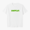 Camiseta com estampa frontal de palavra em fonte geométrica e estampa traseira de símbolo geométrico centralizado próximo à gola.