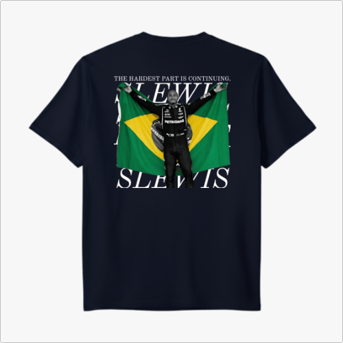 Camiseta com estampa frontal de número "44" e estampa traseira de figura de campeão segurando uma bandeira do Brasil, sobreposta a texto inspirador.