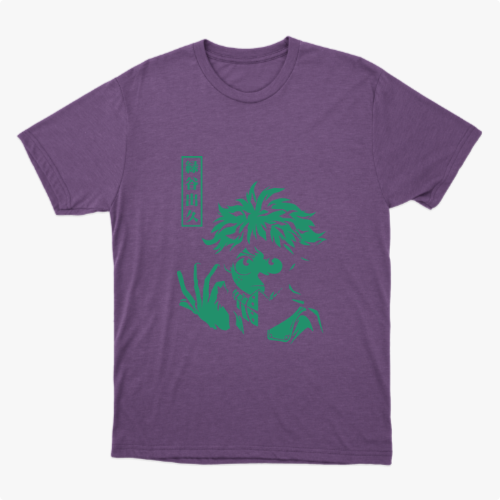 Camiseta com estampa frontal de personagem jovem de cabelo bagunçado, mãos em posição dramática e detalhes em quadrados verticais com texto estilizado.