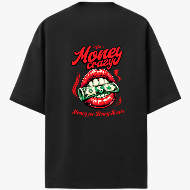 Camiseta com estampa traseira de lábios vermelhos segurando uma nota de dólar entre os dentes, acompanhada das frases "Money crazy" e "Money for Living Needs".