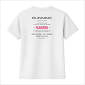 Camiseta com estampa frontal de "RUNNERS NINES PROJECT" e estampa traseira detalhada com textos sobre corrida, números e o título "RUNNERS" centralizado.