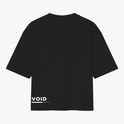 Camiseta com estampa traseira de logotipo "VOID INFINITY" estilizado, com a palavra "VOID" em destaque acima de uma linha horizontal.