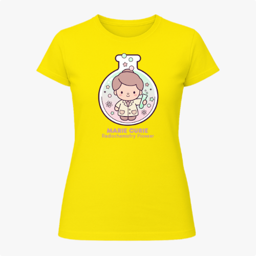 Camiseta com estampa frontal de uma figura estilizada dentro de um balão de laboratório, rodeada por símbolos científicos e a inscrição "Marie Curie Radiochemistry Pioneer".