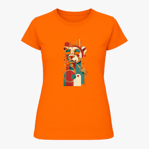 Camiseta com estampa frontal de um panda estilizado em formas geométricas e óculos de sol, com um design moderno composto por linhas e círculos abstratos.