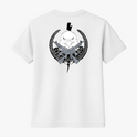 Camiseta com estampa frontal de águia estilizada em um emblema circular com raios e folhas e estampa traseira expandida com detalhes gráficos adicionais.