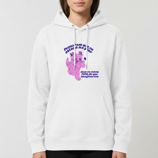 Moletom com estampa frontal de gato rosa segurando coração, acompanhado de texto curvo acima e abaixo da imagem.