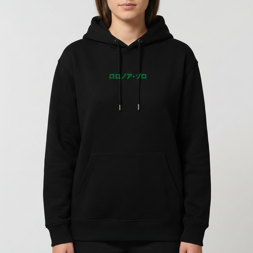 Moletom com estampa frontal de caracteres estilizados e estampa traseira de guerreiro empunhando espadas envolto em padrões dinâmicos e texturas vibrantes.