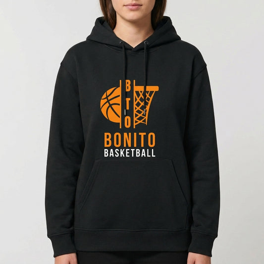 Moletom com estampa frontal de uma bola de basquete com linhas estilizadas ao lado de uma cesta, acompanhada das palavras "BTO BONITO BASKETBALL".