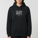 Moletom com estampa frontal de texto "CREATORS DEPT." em fonte estilizada, acompanhado por uma frase menor abaixo, incluindo um pequeno logotipo oval.