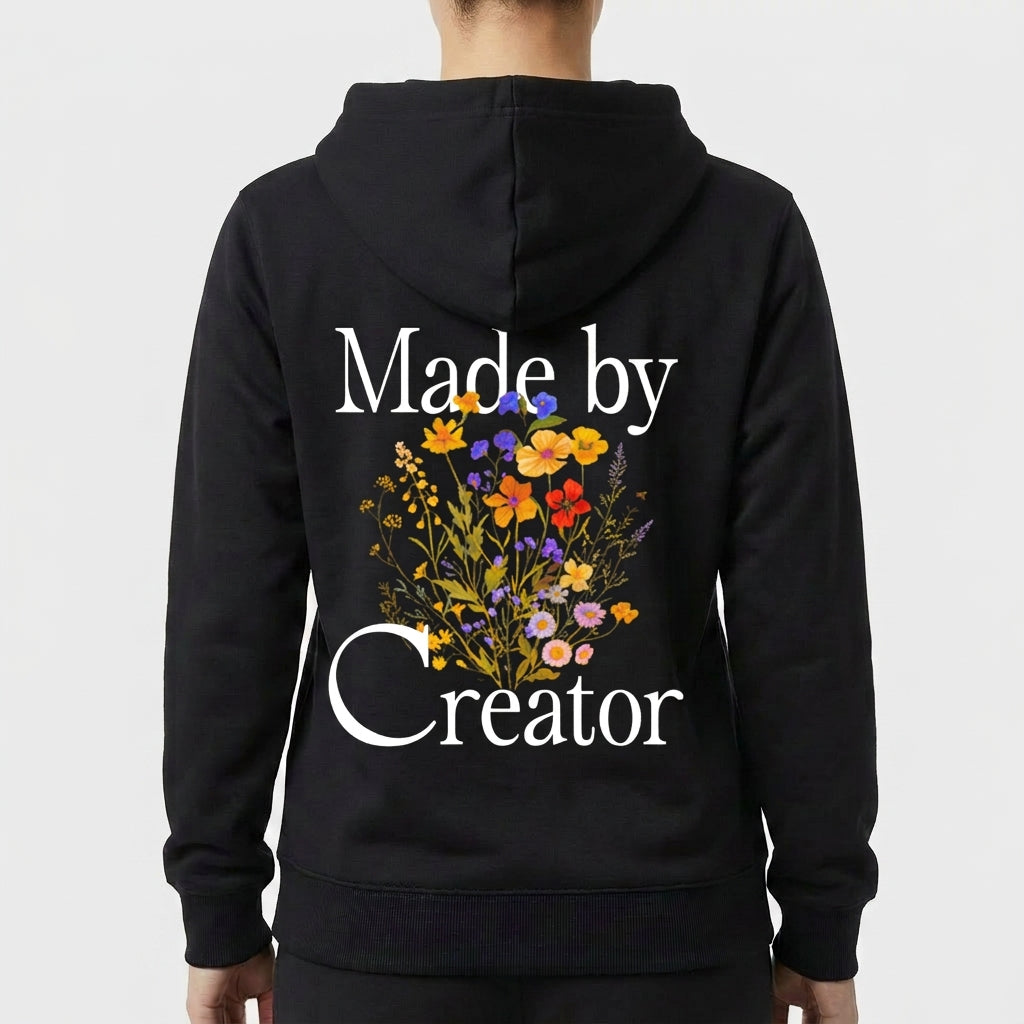 Moletom com estampa frontal de texto estilizado "Made by Creator" no lado superior esquerdo e estampa traseira de flores variadas sob o mesmo texto.
