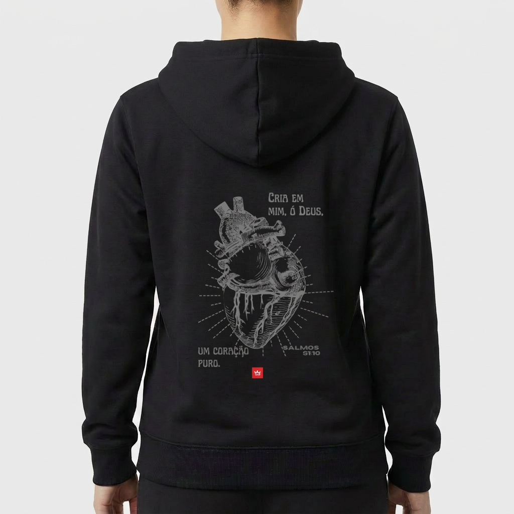 Moletom com estampa frontal de retângulo contendo texto estilizado e estampa traseira de coração anatômico detalhado acompanhado de frase inspiradora e referência.