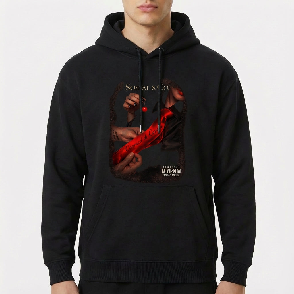 Moletom com estampa frontal de mão segurando uma cereja, laço vermelho com texto, lábios pintados e selo de conteúdo explícito.