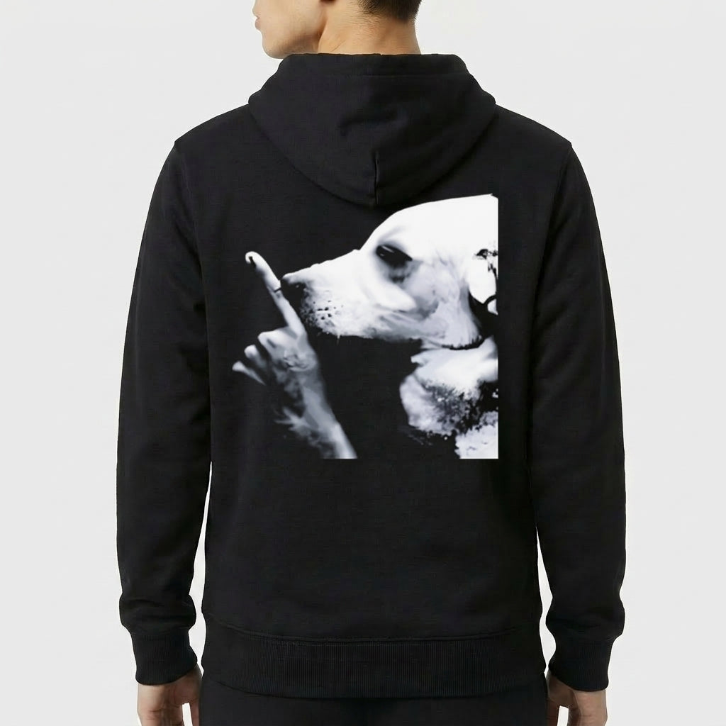 Moletom com estampa frontal de "NÃO GRITA" em letras destacadas e estampa traseira de um cachorro em imagem em preto e branco, gesto de silêncio.