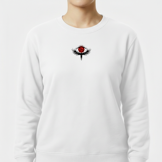 Moletom com estampa frontal de olho com asas em estilo dark e estampa traseira de ilustração abstrata com faces e olhos, acompanhada de texto artístico.