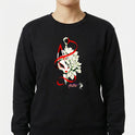 Moletom com estampa frontal de espada atravessando máscara kitsune, adornada com flores detalhadas, fio vermelho sinuoso e assinatura estilizada.