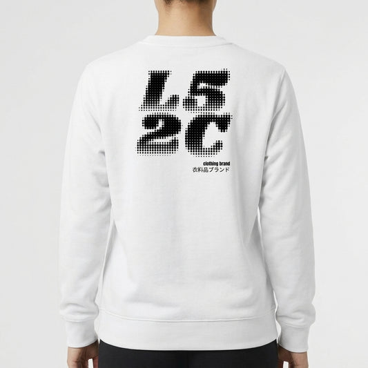 Moletom com estampa frontal de "LS2C" em fonte estilizada e estampa traseira de "LS2C" ampliada com elementos pixelados e texto adicional pequeno.