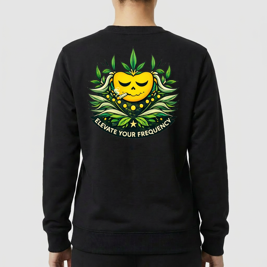 Moletom com estampa frontal de símbolo estilizado e estampa traseira de rosto sorridente rodeado por folhas verdes com texto "Elevate Your Frequency" abaixo.
