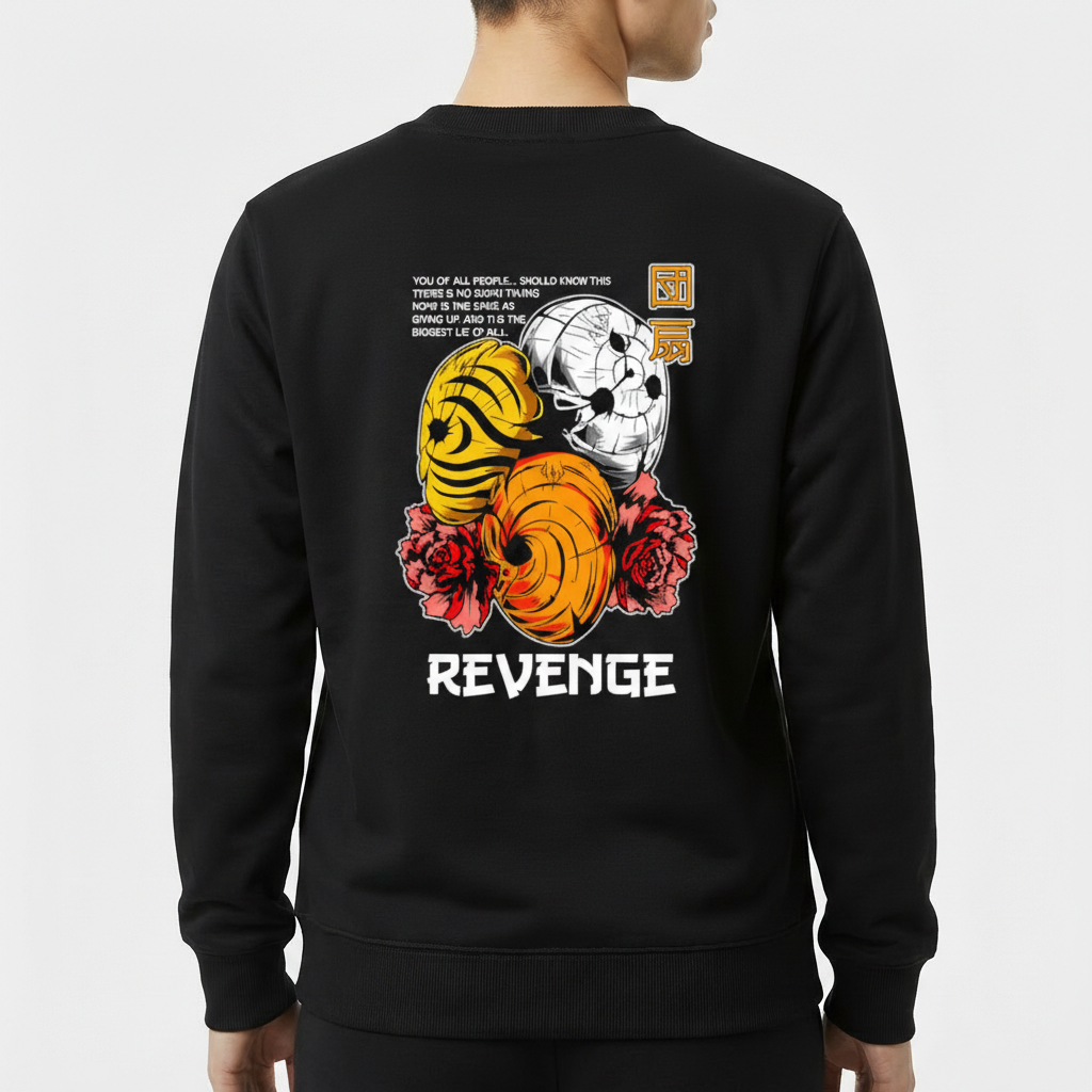 Moletom com estampa frontal de olhos em expressão intensa e caracteres abaixo, e estampa traseira de caveira com capacetes, flores e texto "REVENGE".