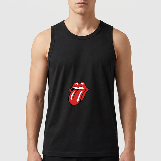 Camiseta regata com estampa frontal de boca com língua de fora, em estilo icônico e detalhado, representando lábios contornados e expressão marcante.