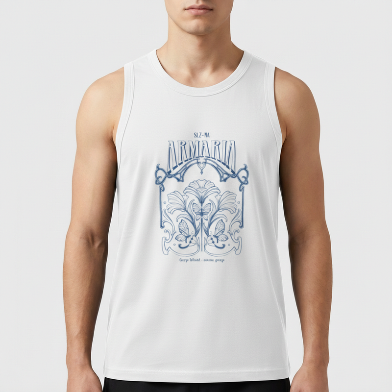 Camiseta regata com estampa frontal de letras estilizadas e ornamentos florais detalhados, incluindo arabescos e folhagens simétricas.