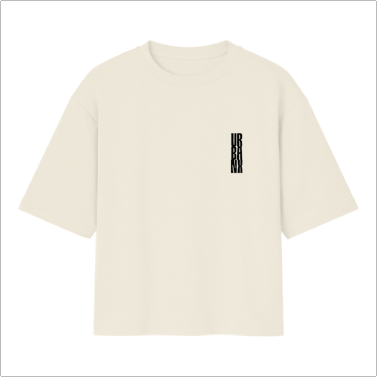 Camiseta com estampa frontal de texto vertical "URBANX" e estampa traseira de "CHOOSE YOUR STYLE URBANX CREATIVE" com letras grandes e efeito de tinta escorrendo.