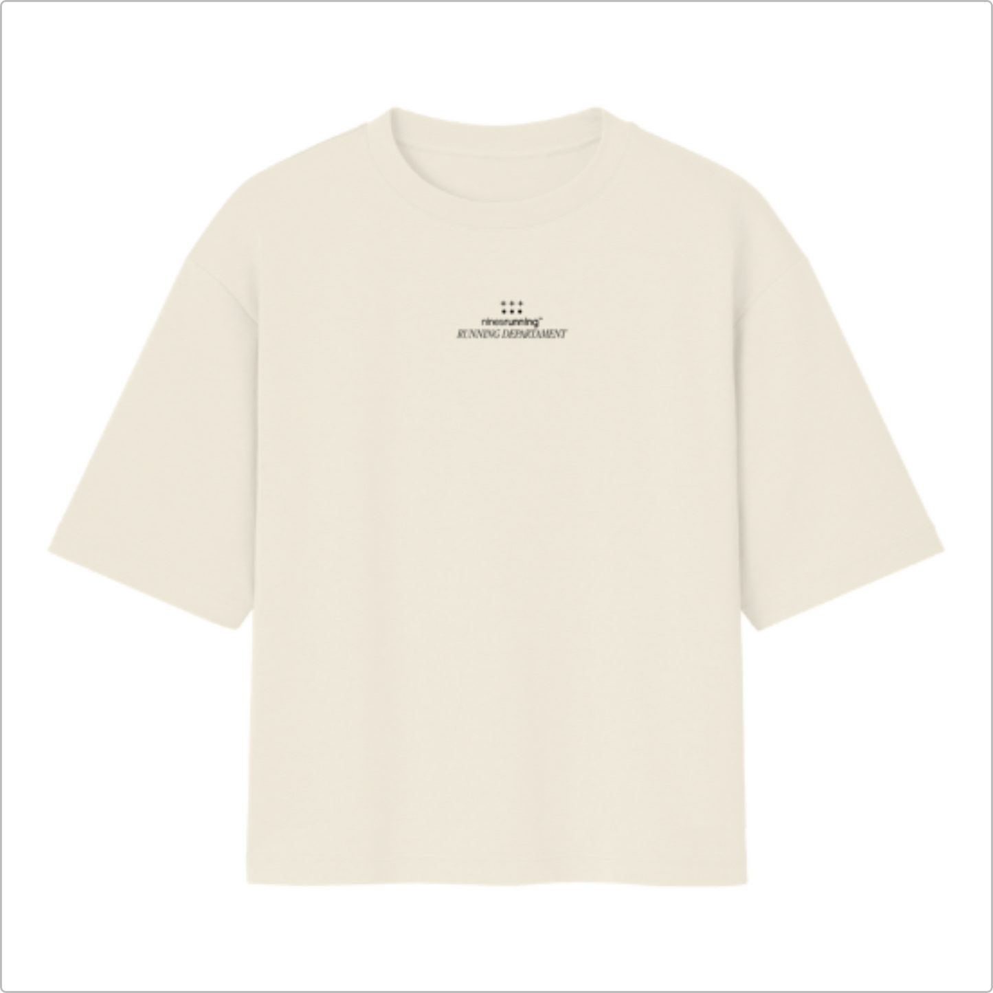 Camiseta com estampa frontal de texto pequeno "ninesrunning RUNNING DEPARTMENT" e estampa traseira com texto ampliado e gráficos orbitais detalhados.