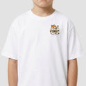 Camiseta com estampa frontal de panda e cachorro em trajes de jiu-jitsu, acompanhados do texto "Yama Jiu Jitsu" e estampa traseira similar em ação com sol ao fundo.