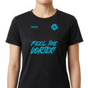 Camiseta com estampa frontal de frase estilizada "FEEL THE VORTEX!" e logo espiral, e estampa traseira de texto "BOTUVA 2026 VORTEX 4 WAY TEAM" em layout compacto.